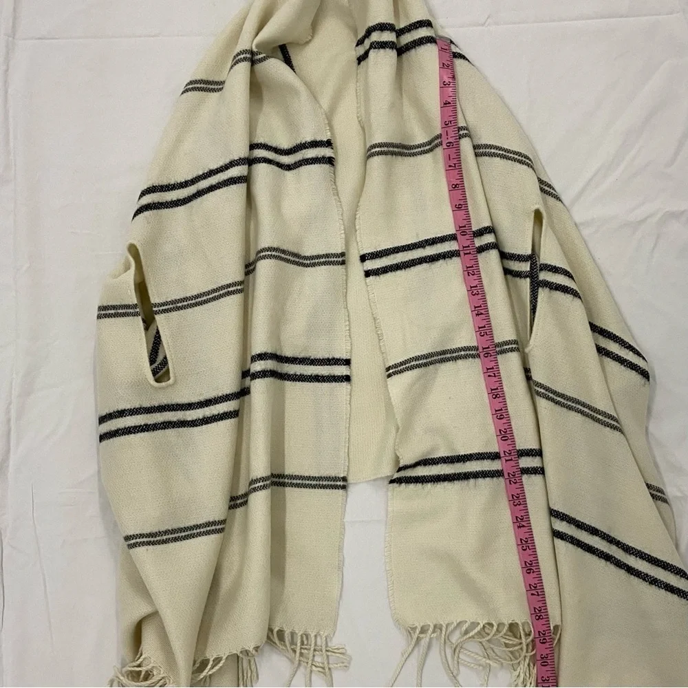 PONCHO Women’s Striped Open Front Sz OS Versatile Classy Neutral Sophisticated